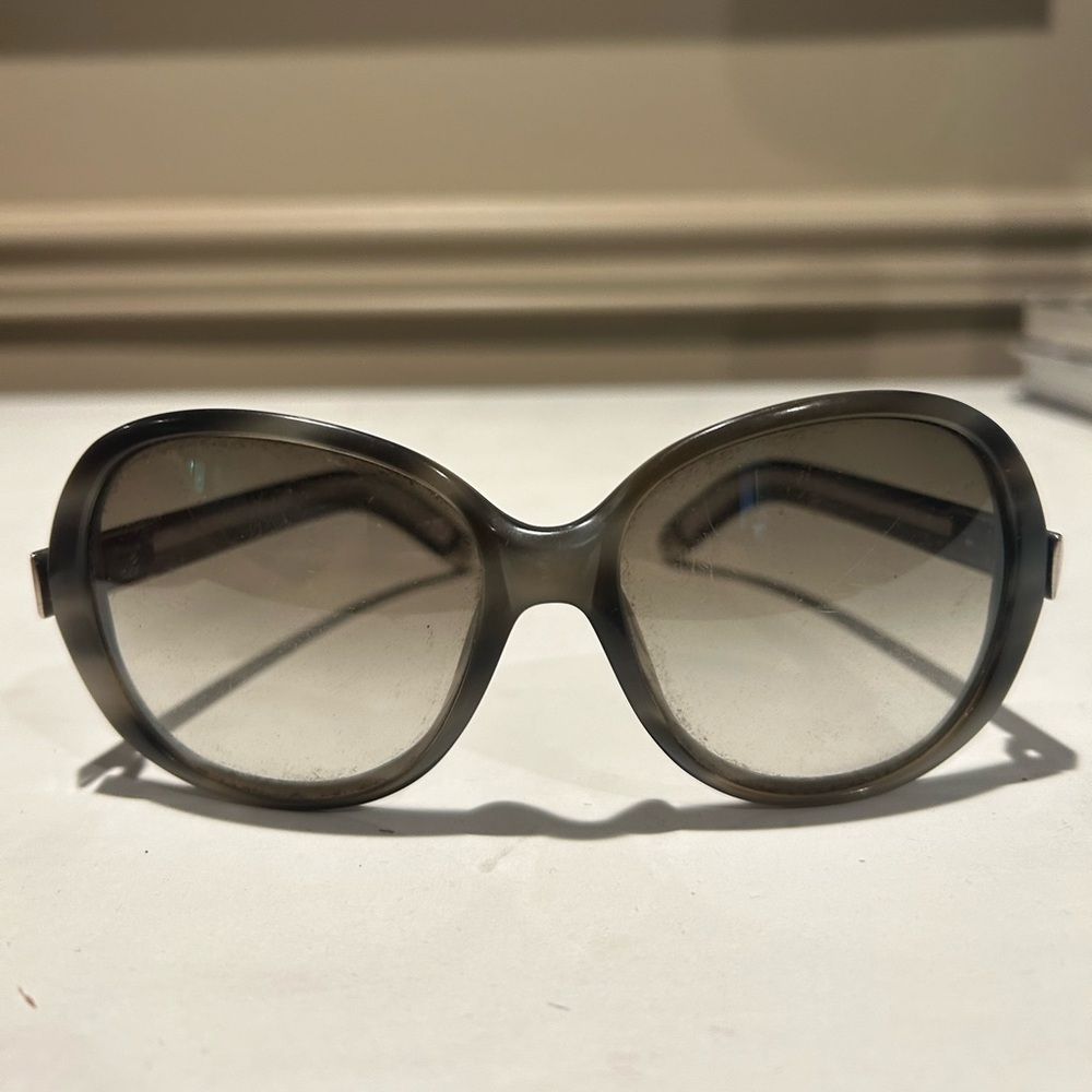 Vintage Chloe oversized Sunglasses grey tortoise.